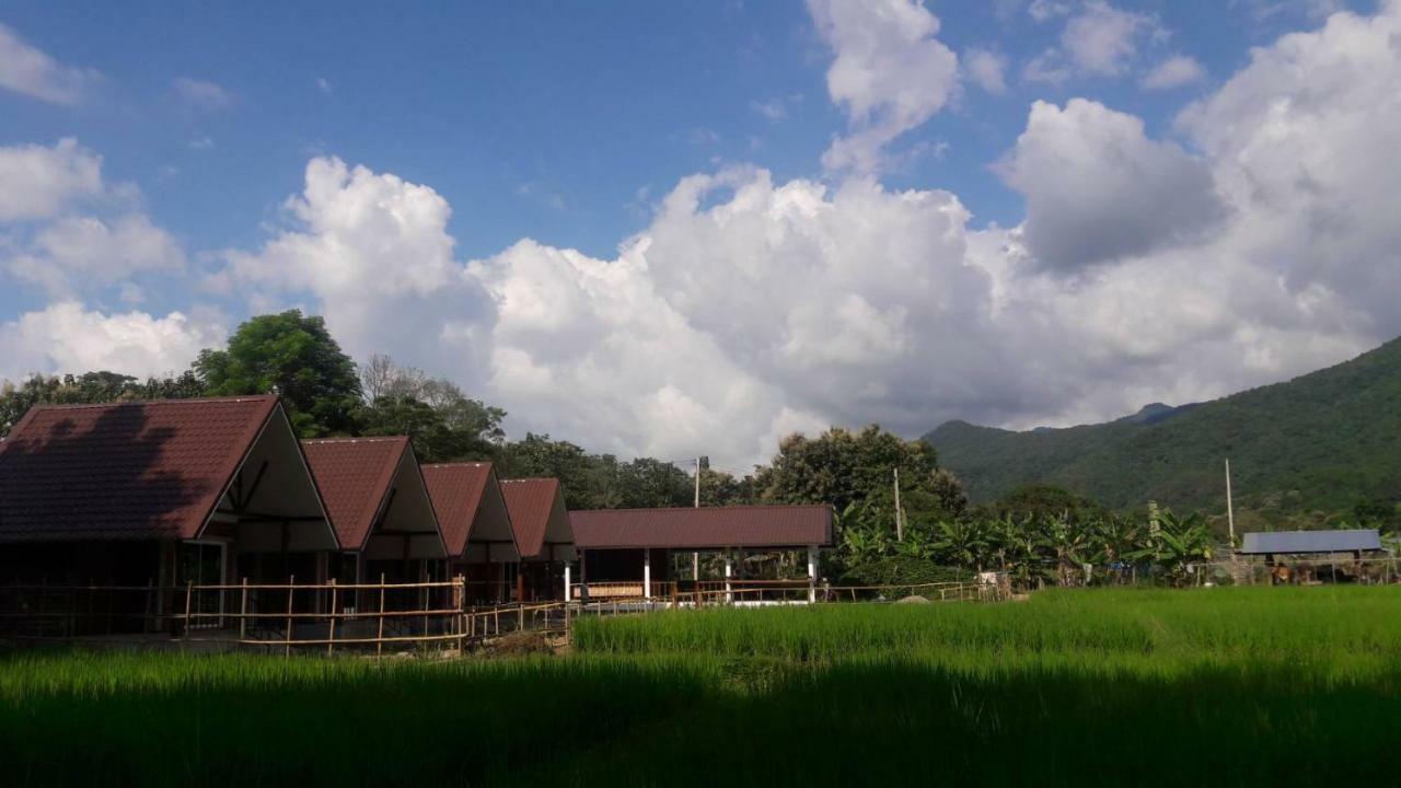 Villa ฮ้างนาตาจันทร์ Pua Exterior foto