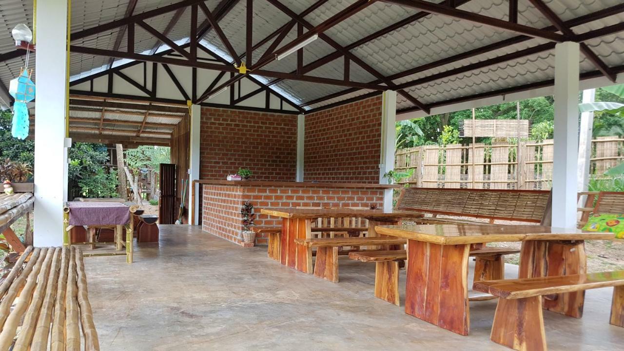 Villa ฮ้างนาตาจันทร์ Pua Exterior foto