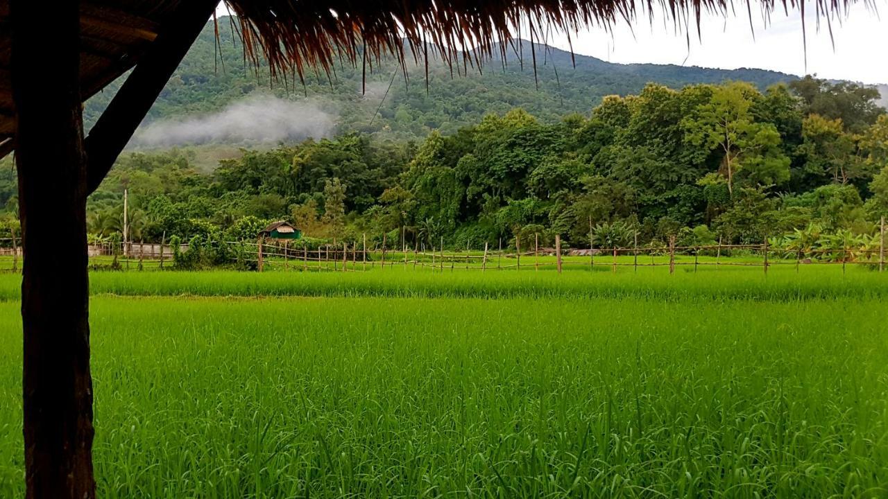Villa ฮ้างนาตาจันทร์ Pua Exterior foto