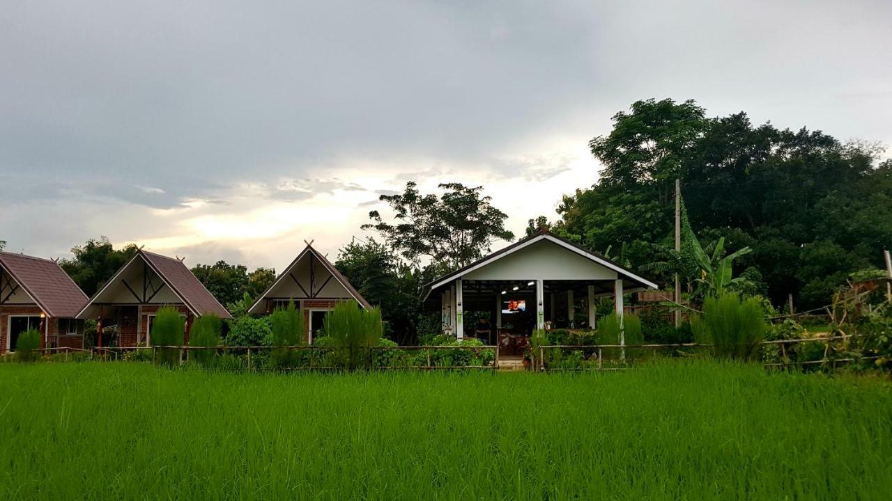 Villa ฮ้างนาตาจันทร์ Pua Exterior foto