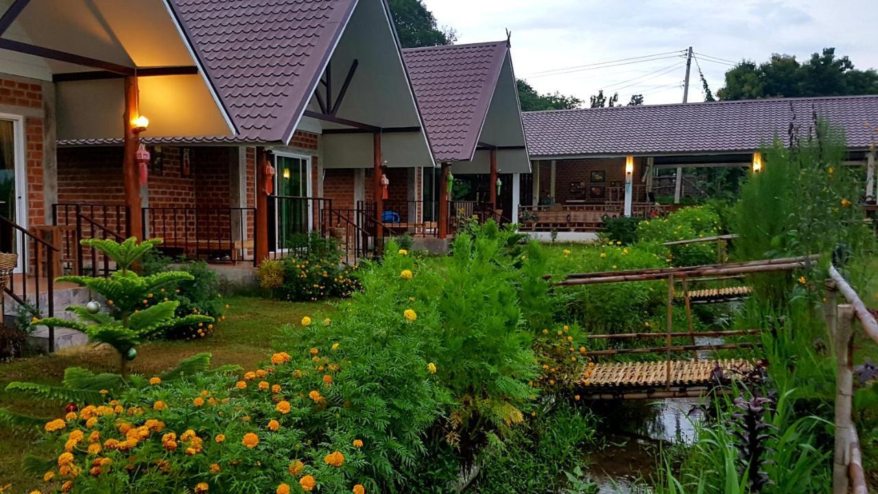 Villa ฮ้างนาตาจันทร์ Pua Exterior foto