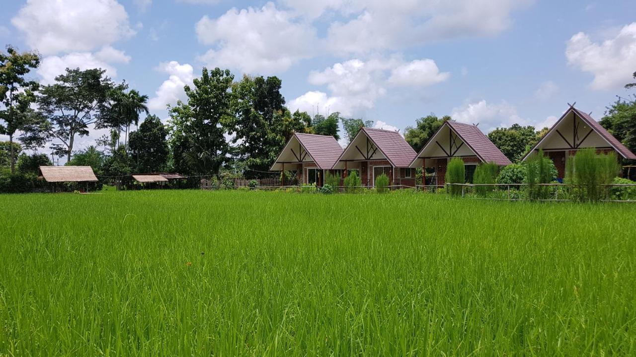Villa ฮ้างนาตาจันทร์ Pua Exterior foto